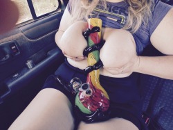 princesshailz:  Hitz from da bong (bong Marley) 