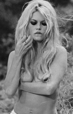 the60sbazaar:  Brigitte Bardot 