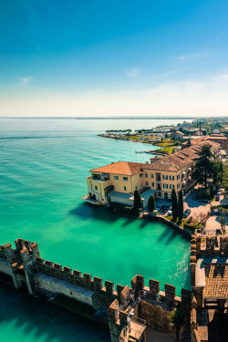 italian-luxury:  Lago di Garda, Italy  yes please