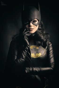 hotcosplaychicks:  Batgirl (Helena Bertinelli) by Kamiko-Zero