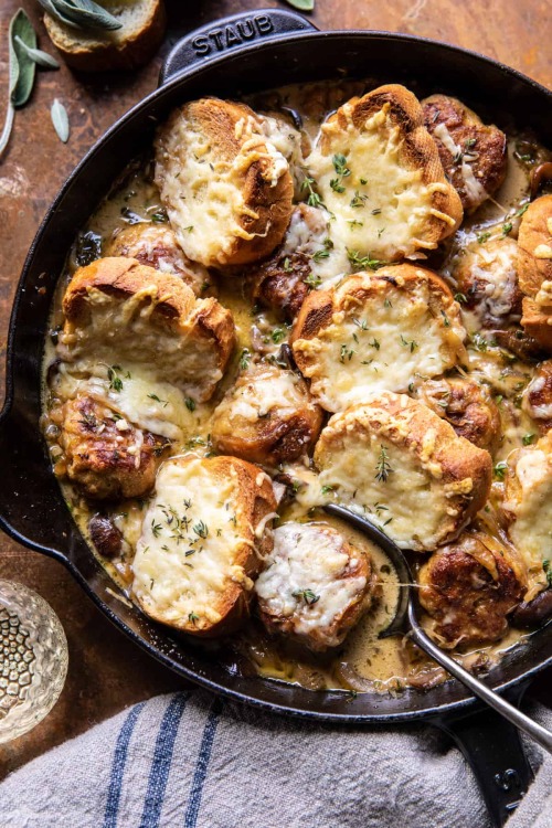 daily-deliciousness:  Baked french onion meatballs