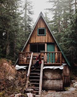 upknorth:  Something like Alaskan living.                   