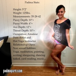 photogdad42:  padmaporn:  Padma! The amateur, gaping, stretching,