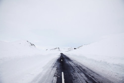 valinoreva:  Iceland by Richard Stewart James Gaston on Flickr.