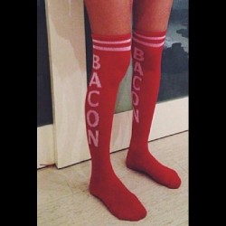 @23shades_of_awesome bacon socks! #bacon