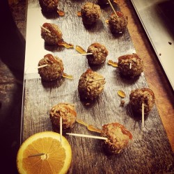 beginninginthemiddle:  Vegan meatballs for our special CARE event