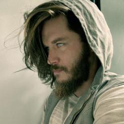 vikingsverse:  sheilabuschetteimagery:  Oh, Travis Fimmel. Slaughter