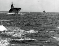 ww1ww2photosfilms:  The US aircraft carrier USS Hornet CV-8 in