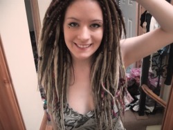 cimarron11021970:  This little cutie with dreadlocks makes me