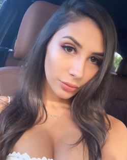 adultstars-sfw: Gianna Dior pornstar galaxy (in selfie mode)