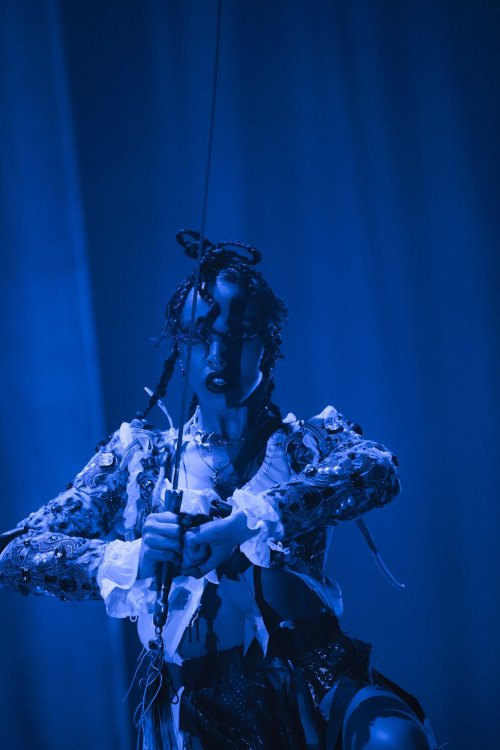 fkatwigs-fashionstyle:  fkatwigs: “toronto <3 photos by