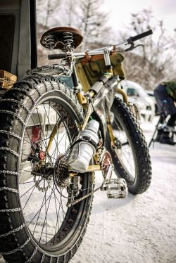 cadenced:  Bicycle snow chains on a Surly Pugsley in Jozankei,