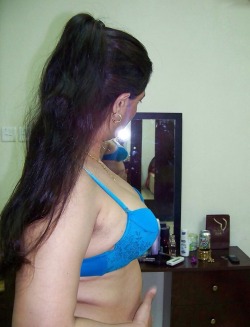 prythm:  Monster ASS - Desi Bhabhi from Hyderabad showing her