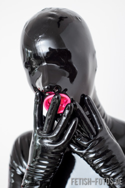 latexcrazy: a little bit too loose for our girl DS but we decided