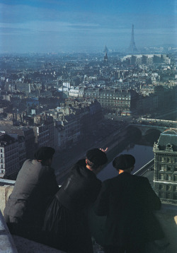 shihlun:Ihei Kimura, Paris, 1954.