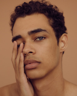 davidurbanke:  Tyrone Smithers by David Urbanke.