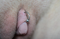 pussymodsgalore  Well developed clit with VCH piercing and captive