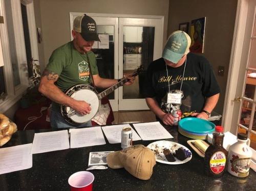 <p>Scenes from last night. This is a lovely bunch. I don’t care what anybody says. #nashvillebanjocamp #banjo #saturdaynightjamcookies (at Ridgetop, Tennessee)<br/>
<a href="https://www.instagram.com/p/Bq46uudl9fi/?utm_source=ig_tumblr_share&igshid=1clc127xji36m">https://www.instagram.com/p/Bq46uudl9fi/?utm_source=ig_tumblr_share&igshid=1clc127xji36m</a></p>