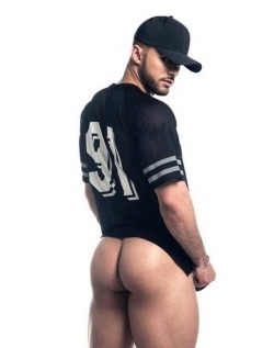 The Ultimate Collection of The Male Ass and Form.