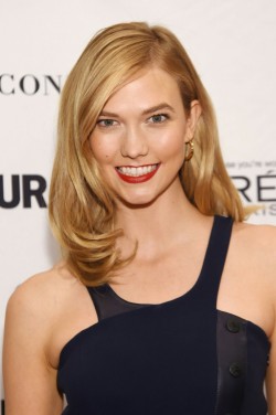 jobedablog:  Karlie Kloss at the Glamour Women Of The Year Awards