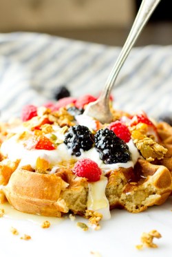 fullcravings:  Brown Butter Waffles with Yogurt and Fruit   Like
