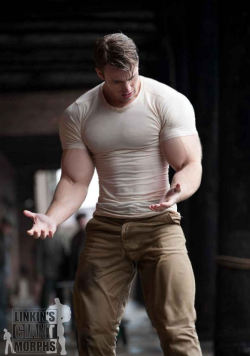 lixpex:  linkingiantmorphs:  2016-050“I’m not enough huge for Avengers 3 ! I have to be BIGGER !!” [fb]  Someday, they’re going to make a Hulk or Captain America movie and actually turn it over to one of us muscle transformation fetishists. I