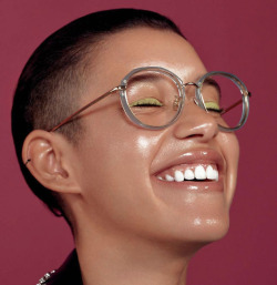 driflloon:    looking glasses: dilone for allure us jan. 2018