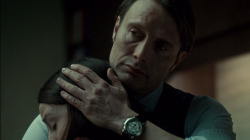 damnslippyplanet:  I feel like Hannibal probably gives really