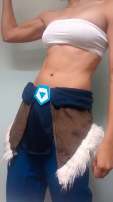 ryocos:  Re-upload of my workout-Korra modification.    hnng~