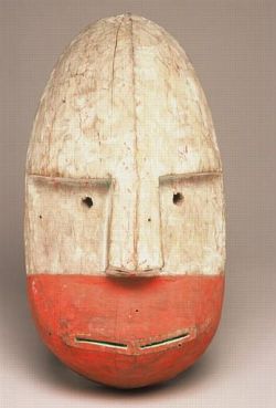 anne-sophie-tschiegg:  Masque Shugishat (grand masque qui était