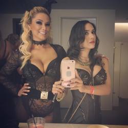 Tia Cyrus takes a leather & lace styled selfie with Shyla