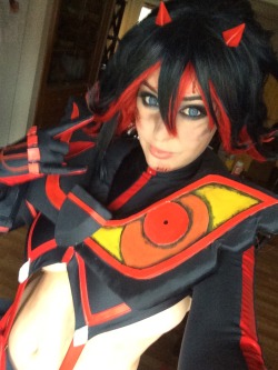 lisa-lou-who:  Ryuko love <3 