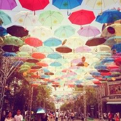 nanaobsession:  You can stand under my umbrella @badgalriri <3
