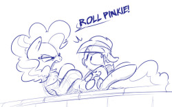 atowncalledbedlam:  I love this Pinkie so much <3 (Rainbow