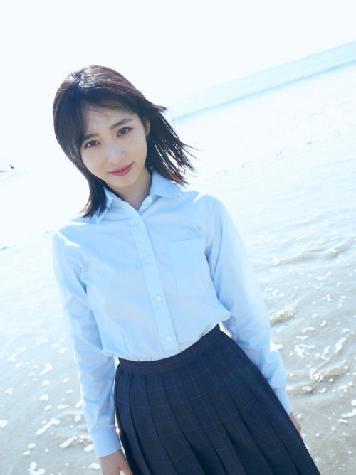 soimort48:  「graduation2020高校卒業」 小栗有以