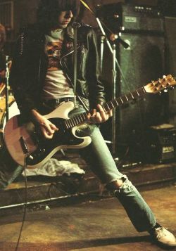 vaticanrust:Johnny Ramone 