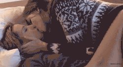 imhellaqueer:  ♀ + ♀ = ❤