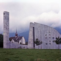 germanpostwarmodern:  Heilig-Geist-Kirche (1967-69) in Lommiswil,