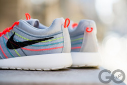 sneakerphotogrvphy:  Nike Rosherun Dynamic Flywire QS - Strata