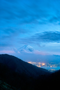 Mt. Fuji at 18:43 | S.L.Δ.B.