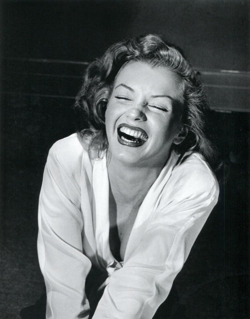 Marilyn Monroe by Philippe Halsman, 1949 Nudes & Noises 