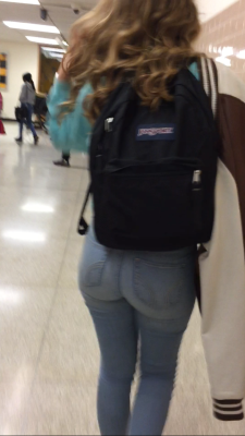 mms-creepshots:  Thanks for submitting! [View my original content]