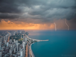 youknowthatthing-photography:  Chicago Lightning Oddly, I’ve