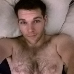 blackout3890:  Bedtime selfie! Night everyone 😊 #gay #scruff