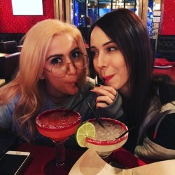 Betty & Veronica 💕 (at El Dorado Cantina) https://www.instagram.com/p/BoN8L55Ben7/?utm_source=ig_tumblr_share&igshid=kkiss5sw9y54