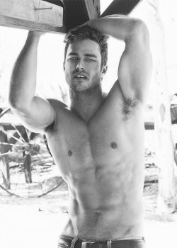 maletopia:  Celebtopia  Male Celeb: Taylor Kinney looking sexy.