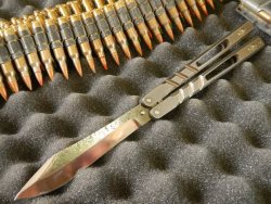 knifepics:  Balisong (Butterfly Knife) 