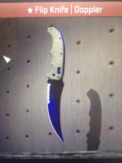 So… unboxed this today. A factory new Flip knife Doppler. I