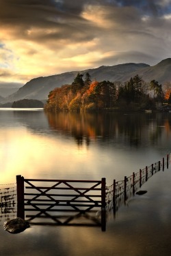 sublim-ature:  Derwentwater, EnglandJohn Ormerod 