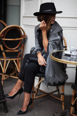 justthedesign:  Zoé Alalouch wears stylish grey cape with her